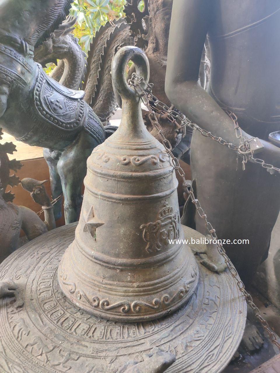 1221 Primitive Bell 42 cm LSMS