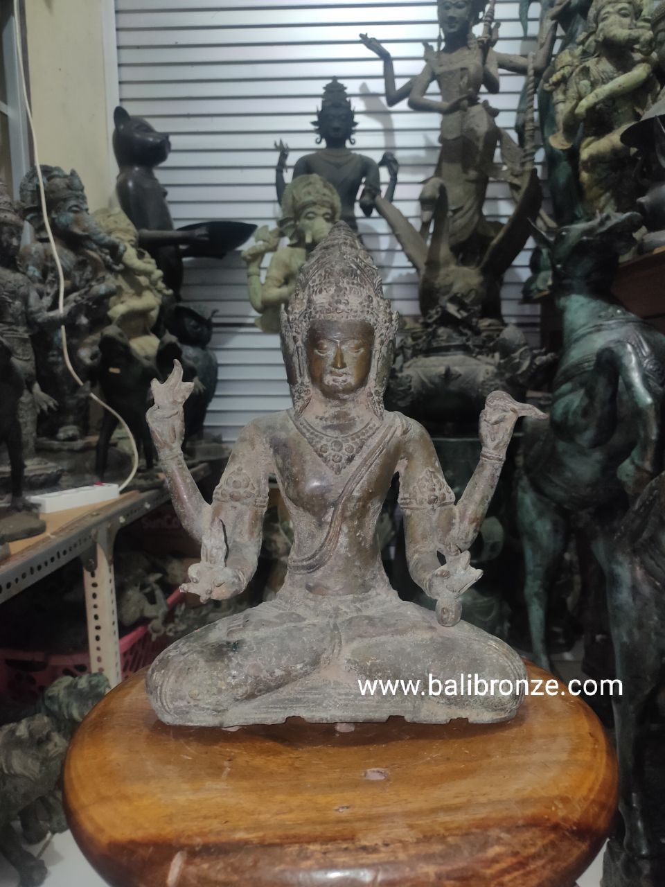 1093 Tri Murti 30 cm KDH