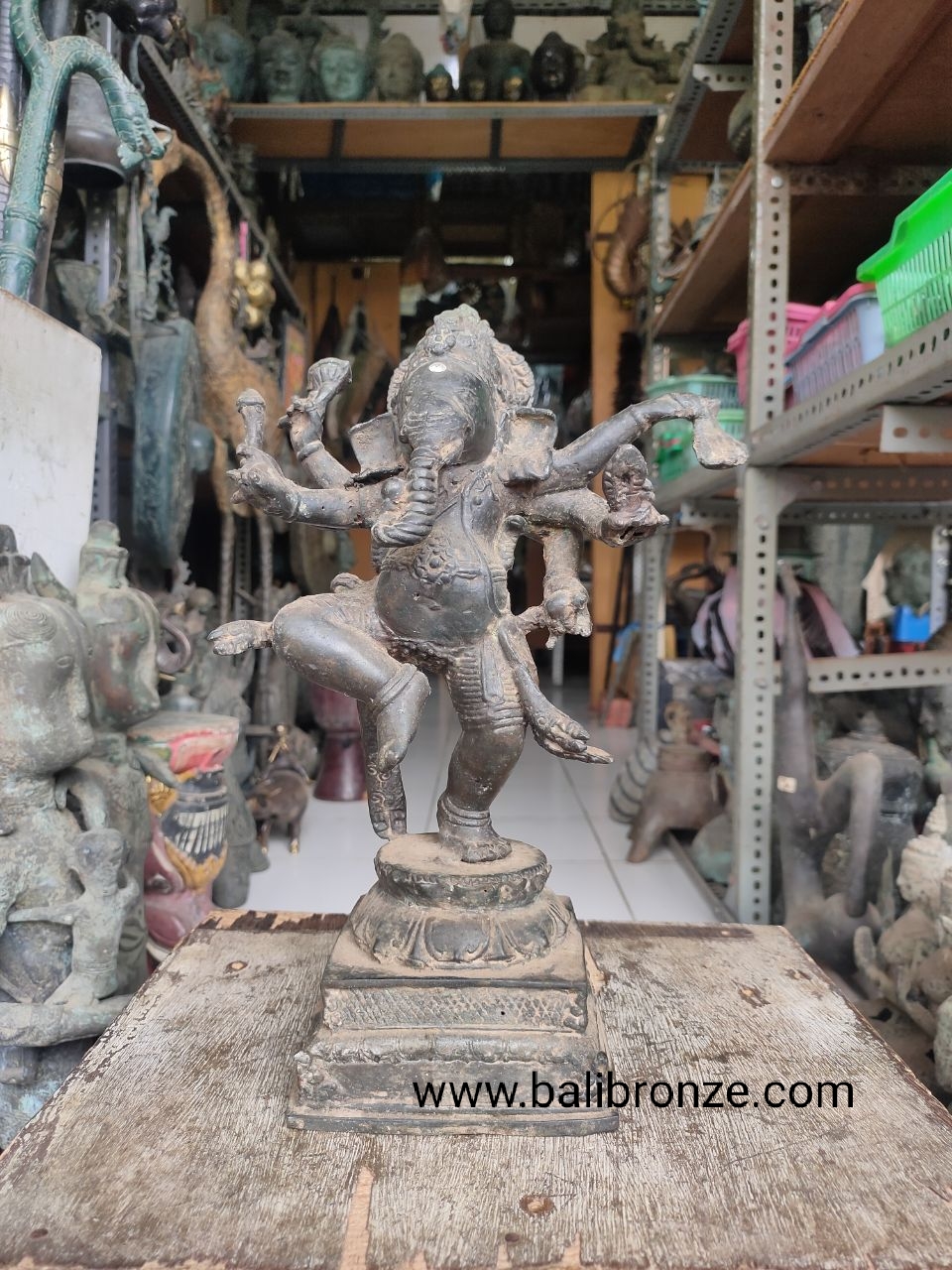 1172 Dancing Ganesha 31 cm KDS